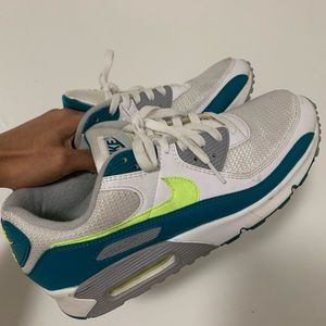 Air max 90 spruce colorway